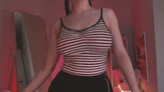 Kali_Nostra underboobs