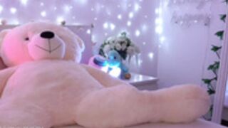 ezra Vibrators In Ass & Pussy - Fingering