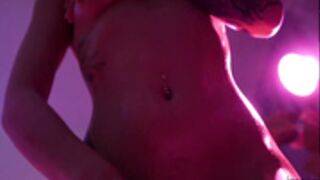 kronniekray beautiful oil show