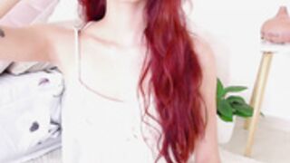 Gretta Benett 03-05-2022