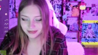 Lila_Glx live 2022-05-09 19_11