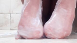 Nessa --- cream on feet