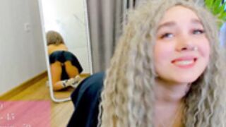 coy_vanessa tits out 2/2