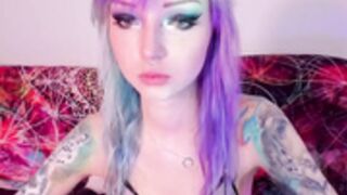 Psycho dancing in sexy lingerie