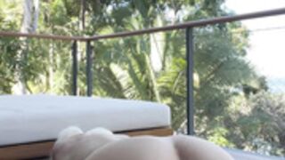 ScarlettKissesXO OF Poolside Fuck