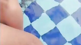 Mara Gomez Blowjob Pool