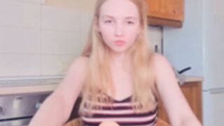 michelle_swan fun in the kitchen