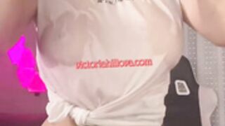 victoriahillova wetshirt