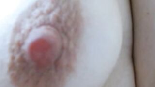 Lauren Spencer's dangerous nipples