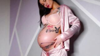 Elisa_Bright pregnant
