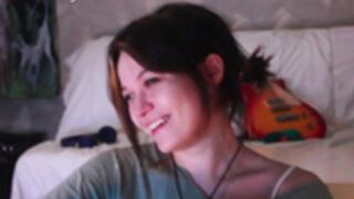 Hikksidy short air girl