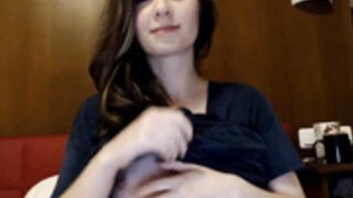 LizzyPeach plays with boobies