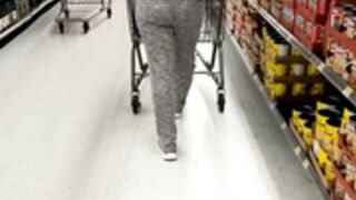 ImMeganLive - Public Pantsing Vol. 1