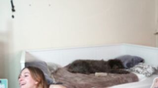 Vivid_whit 2022-05-25