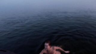 Oly4 D4ncing Boat W-B0dy