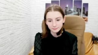 Kira_Coy_ remove panties 2022-05-31