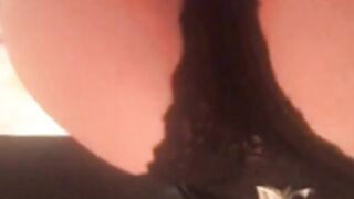 Sofi Victoria mostrando