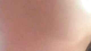 Sofi Victoria mostrando