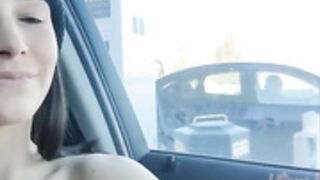 Liliane Hart - Winter public fun and driving