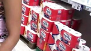 Pantsed in supermarket