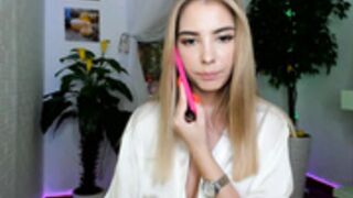 Amelia__williams hot in robe