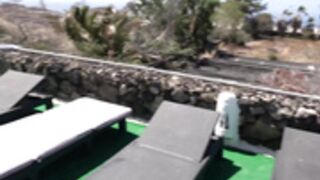 Groupsex Games In The Pool