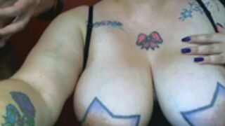 bianka_star__2021-12-22_15-17-21_769_cumshot on tits