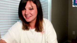 emilyjoneschat 2022-06-11 4/4