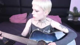 MurrayLA 29.05.22 plays Marilyn Manson