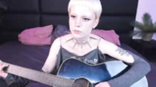 MurrayLA 29.05.22 plays Marilyn Manson