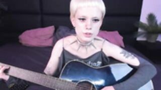 MurrayLA 29.05.22 plays Marilyn Manson