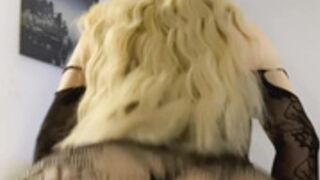 Anastasiya Shaking Ass