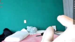 iris_eros_ (1) RIDING BF & SUCKING COCK POV