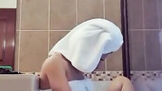 Anabella Galeano - Shaving Pussy After Shower Onlyfans