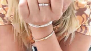 Cochonne_hot exhib soft