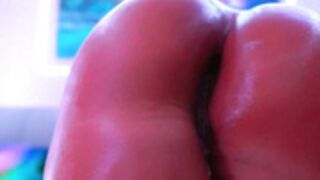 oiled up Oxlemon puts stuff in her butt