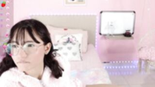 Little_Effy18 Fuzzy Pussy Spread Dance