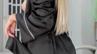 perreo en un live y se le escaparon