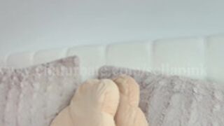 sellapink 13.06.2022 squirt on the floor