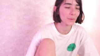 maria_alfonsina feet licking