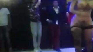 Isabelle Goncalves Show