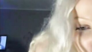 These twins are strippers and on peeks they don’t show