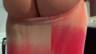 Nickiitheboss teasing and clapping her ass