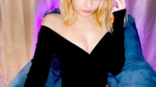 alie_smith smoking really nothing much 2022-01-17 pt2