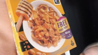 charlotte_99xx loves a mouthful of nuts