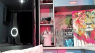 sweety_rinushka shows off a little more than she wants