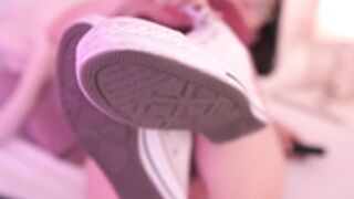 maria_alfonsina sensual foot stripping + wand pussy