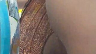 Por baixo da camisola