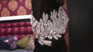 Sizzling zia dan showing are perfect ass twerking with