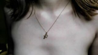 joanbravvo 2022-06-28 (spit on boobs + nipple play)